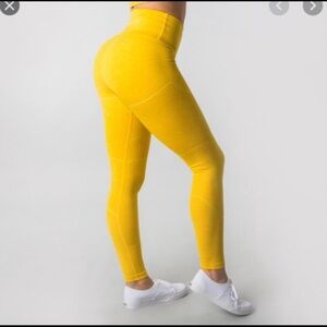 Alphalete Revival Leggings R6 Yellow Size Medium